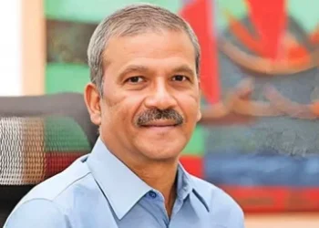 মধ্যরাতে হঠাৎ আসিফ নজরুলের পোস্ট